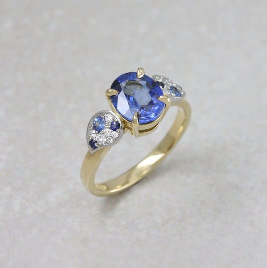 18ct Gold & Platinum, Blue Sapphire and Diamond Ring