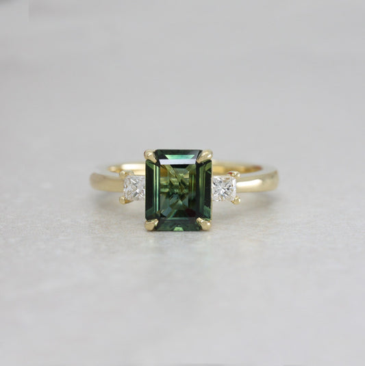 18ct Gold, Parti-Sapphire and Diamond Ring