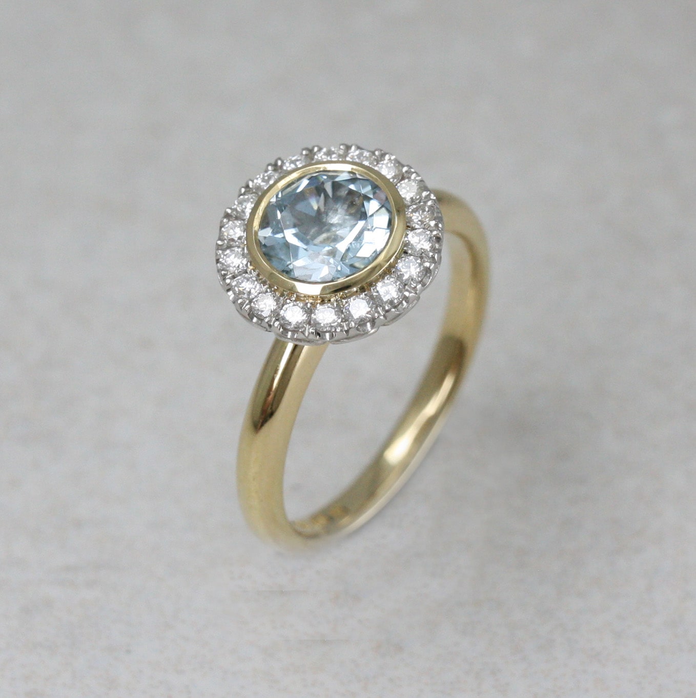 18ct Gold, Aquamarine and Diamond “Comet” Ring