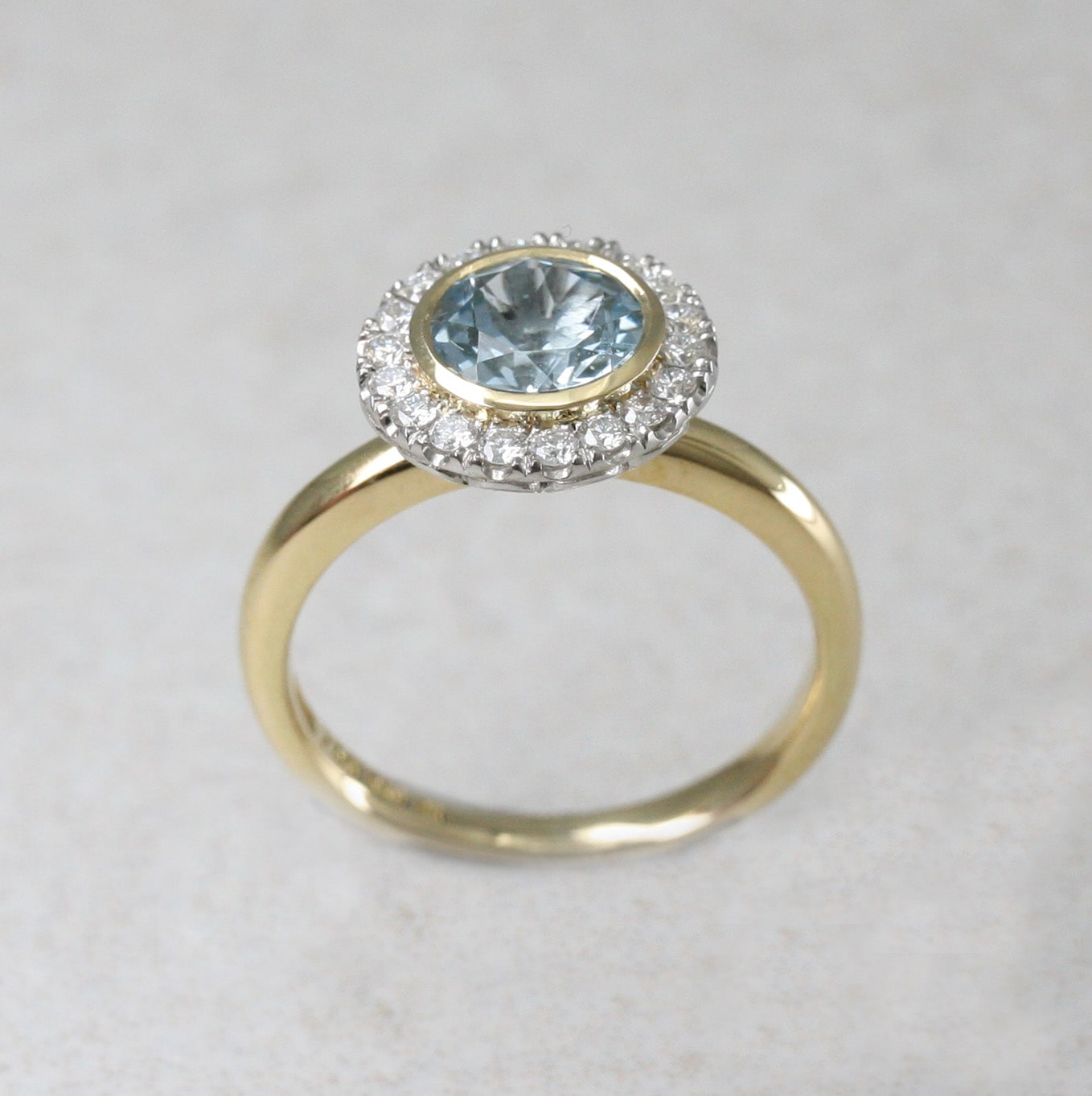 18ct Gold, Aquamarine and Diamond “Comet” Ring