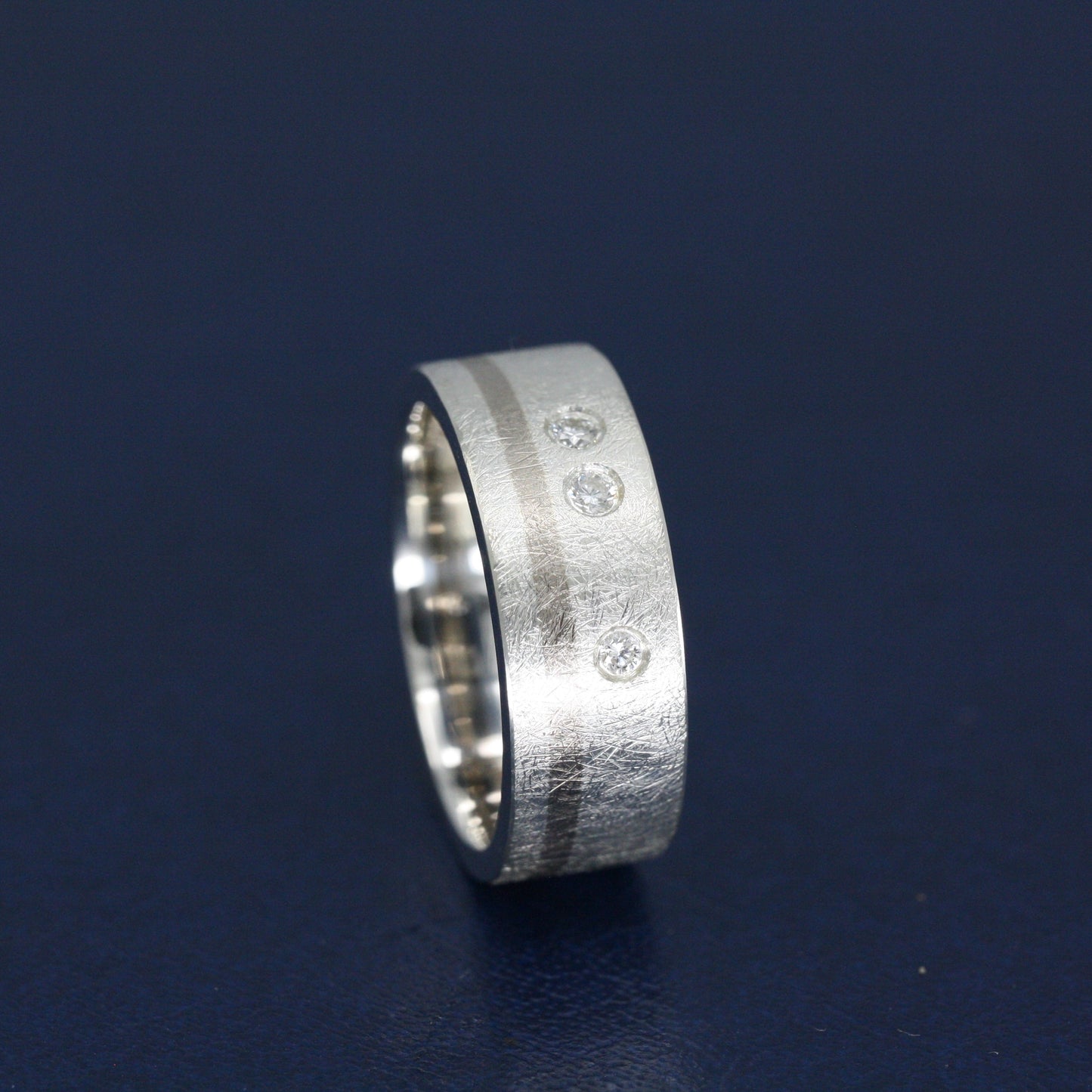 Gents “Equipoise” Ring