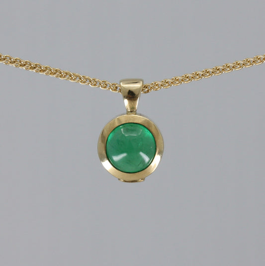 9ct Gold and Emerald “Simple” Pendant